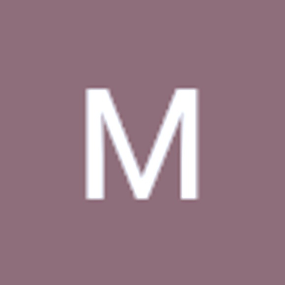 Meet your Posher, Melissa - Picture 2 of 2